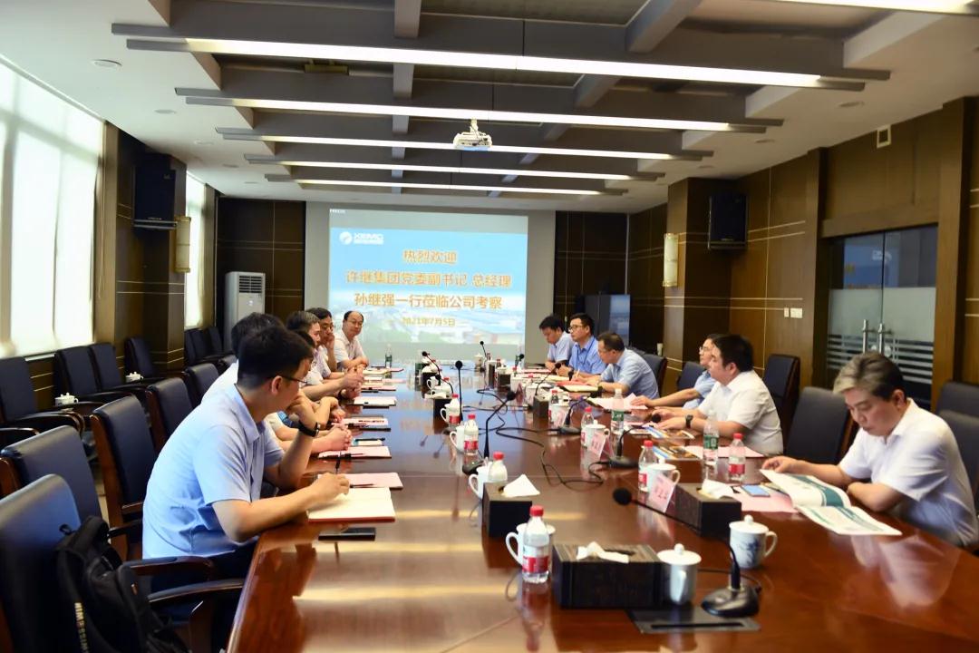 周健君會(huì )見(jiàn)許繼集團黨委副書(shū)記、總經(jīng)理孫繼強.jpg